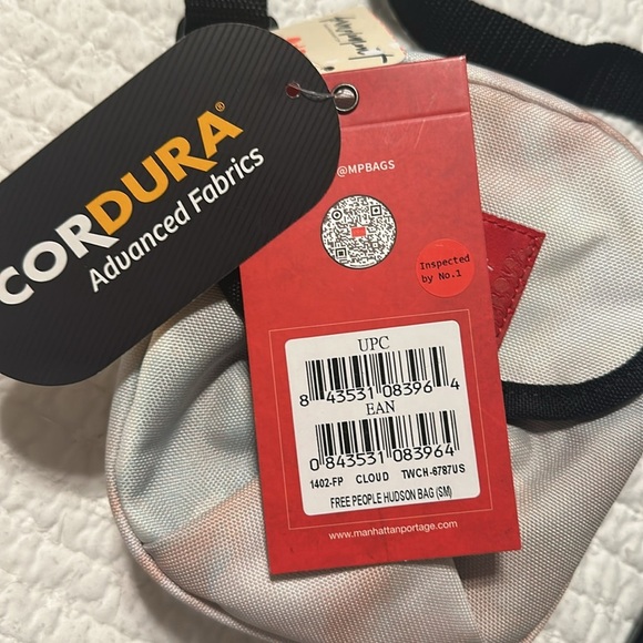 FP x Manhattan Portage Mini Crossbody cloud NWT - Picture 6 of 8